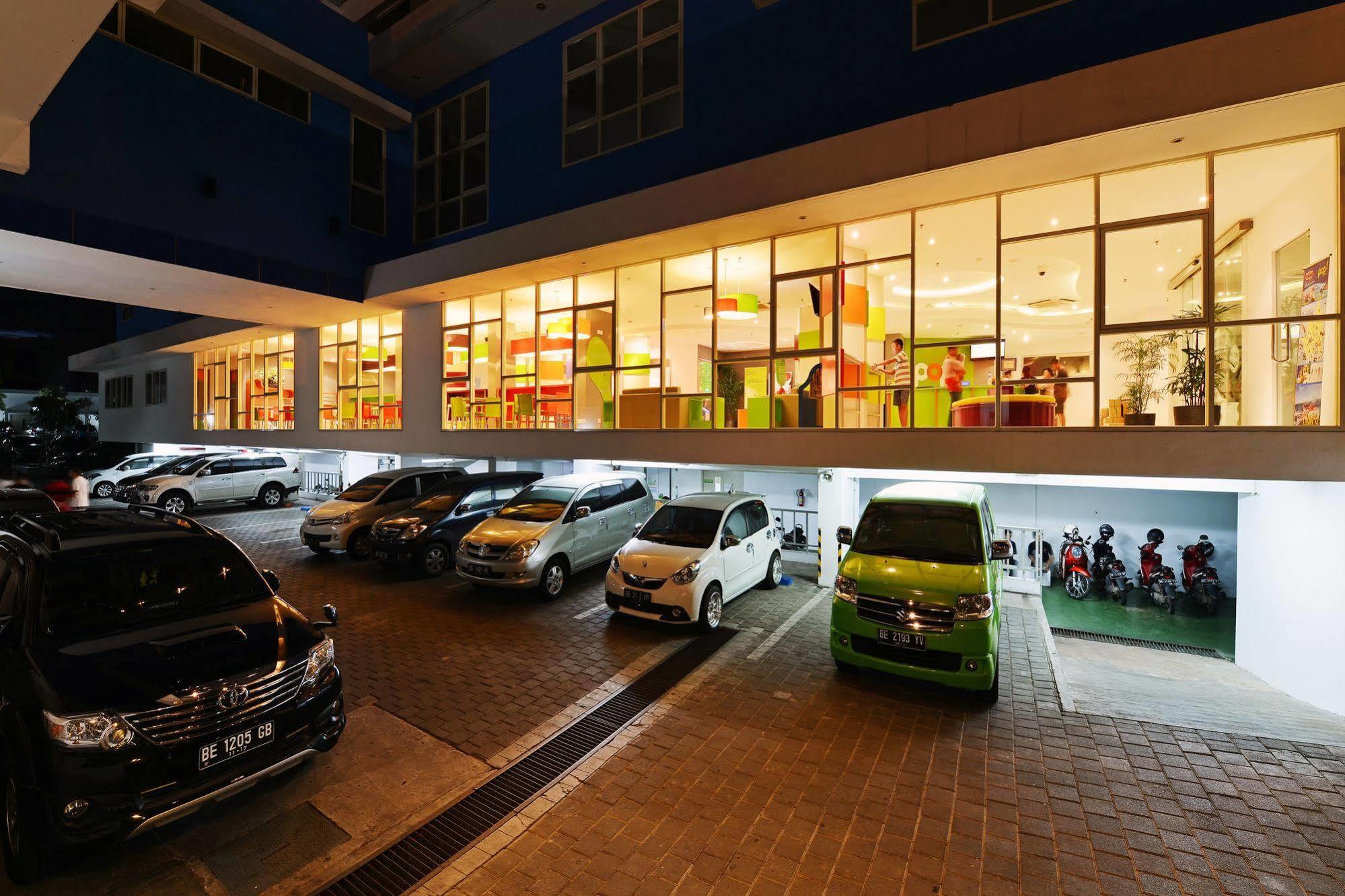 Pop! Hotel Tanjung Karang Bandar Lampung Exterior photo